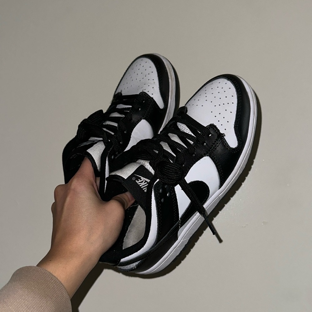 NIKE Dunk Low Retro White/Black